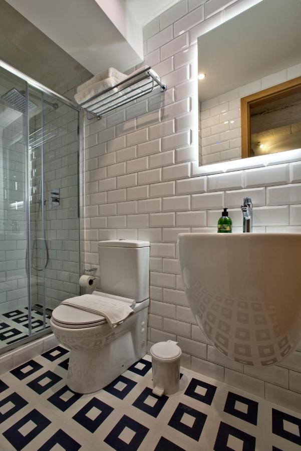 Barrakka Suites Валета Екстериор снимка