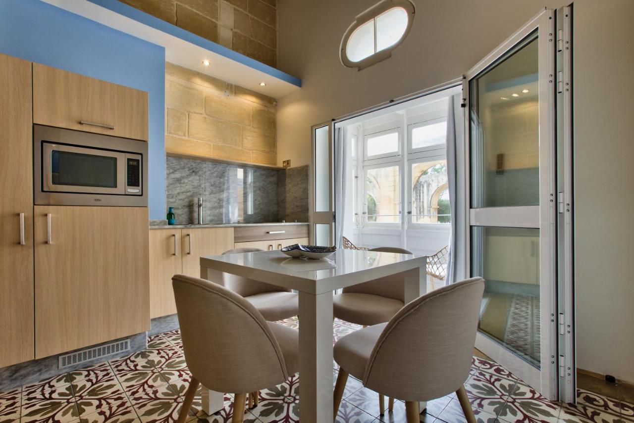 Barrakka Suites Валета Екстериор снимка